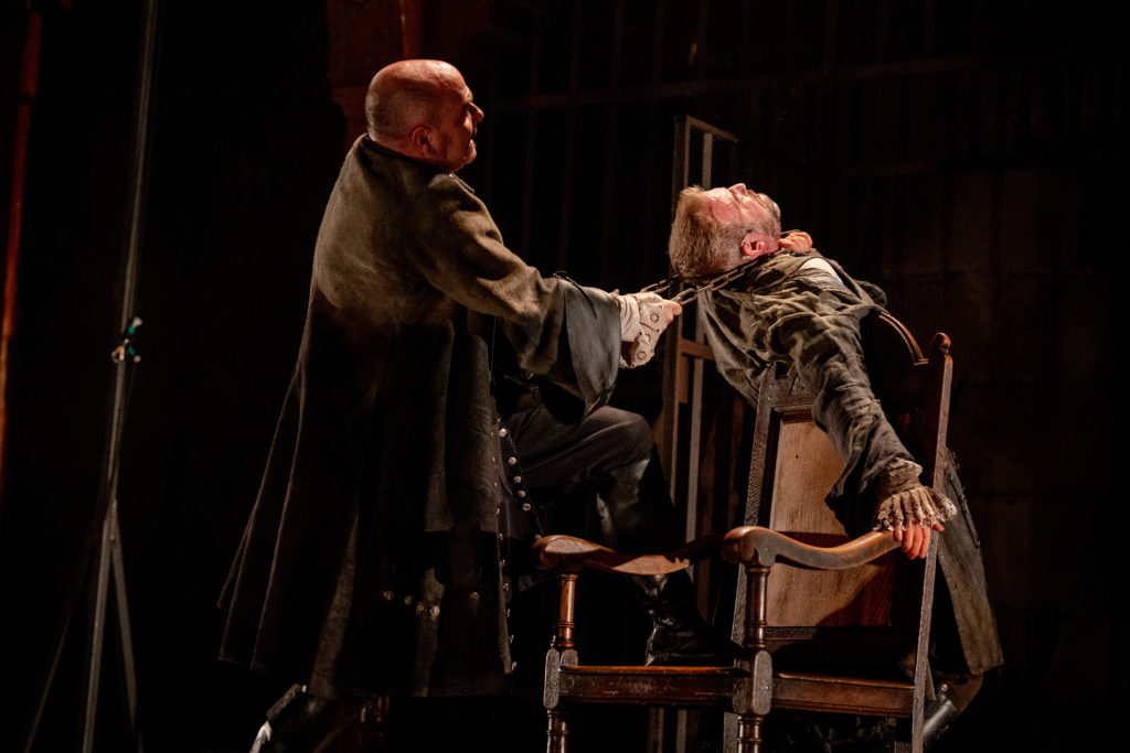 Davenant's Macbeth, Folger Theatre, Directed by Robert Richmond